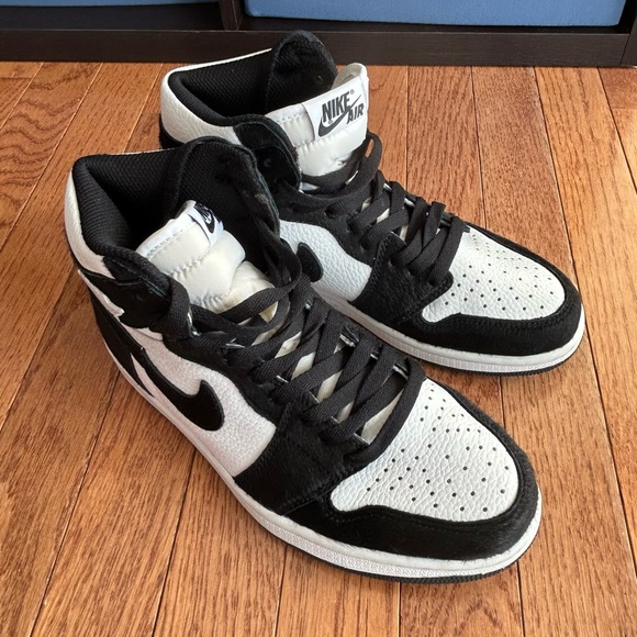 Nike 2021 Air Jordan 1 Mid Black & White / “Panda” Nubuck - Men Size 7